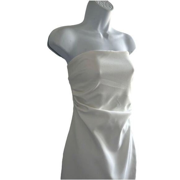 ZARA Elegant Strapless Off White Midi Dress Slightly Wrap style Size M. - Picture 4 of 7